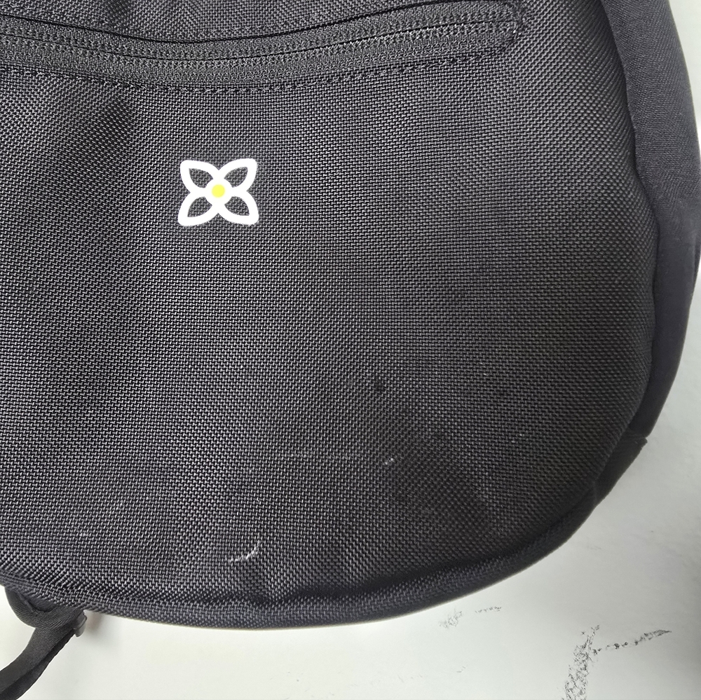 Sherpani Esprit Sling Water-Resistant Backpack - Con Leche 10L - Picture 2 of 6